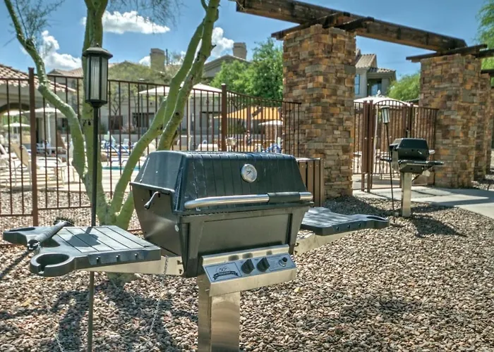 3bd Nestled In A Nature Preserve Amenities Including Pool Hot Tub Holiday home *